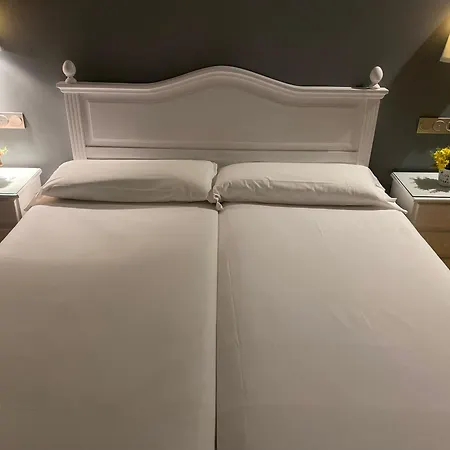 De Hotel *