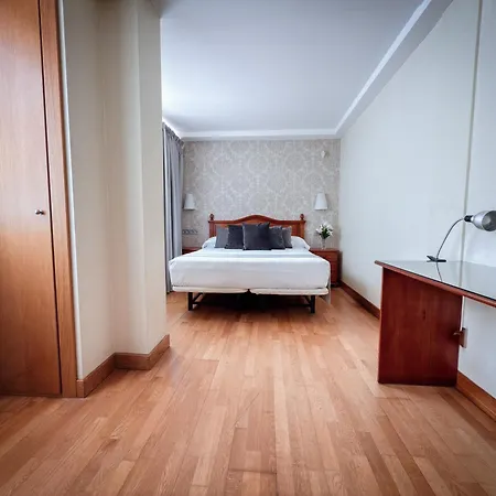 De Hotel *