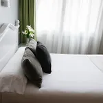 De