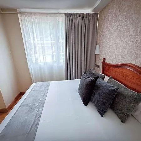 De Hotel *